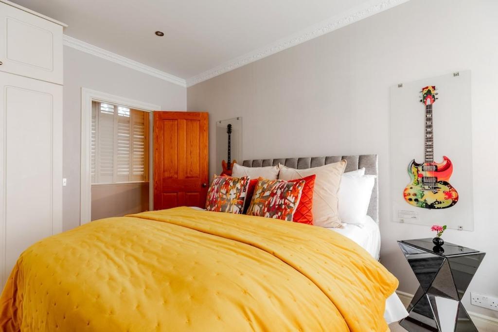 Revamped & Luxxe For Covent Garden Lovers! Adorable City Home For Families & Friends London Exterior photo